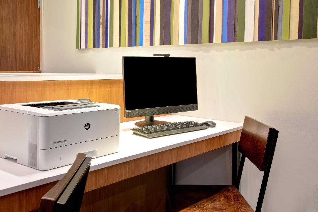 Holiday Inn Express - Milwaukee Downtown By Ihg Dış mekan fotoğraf