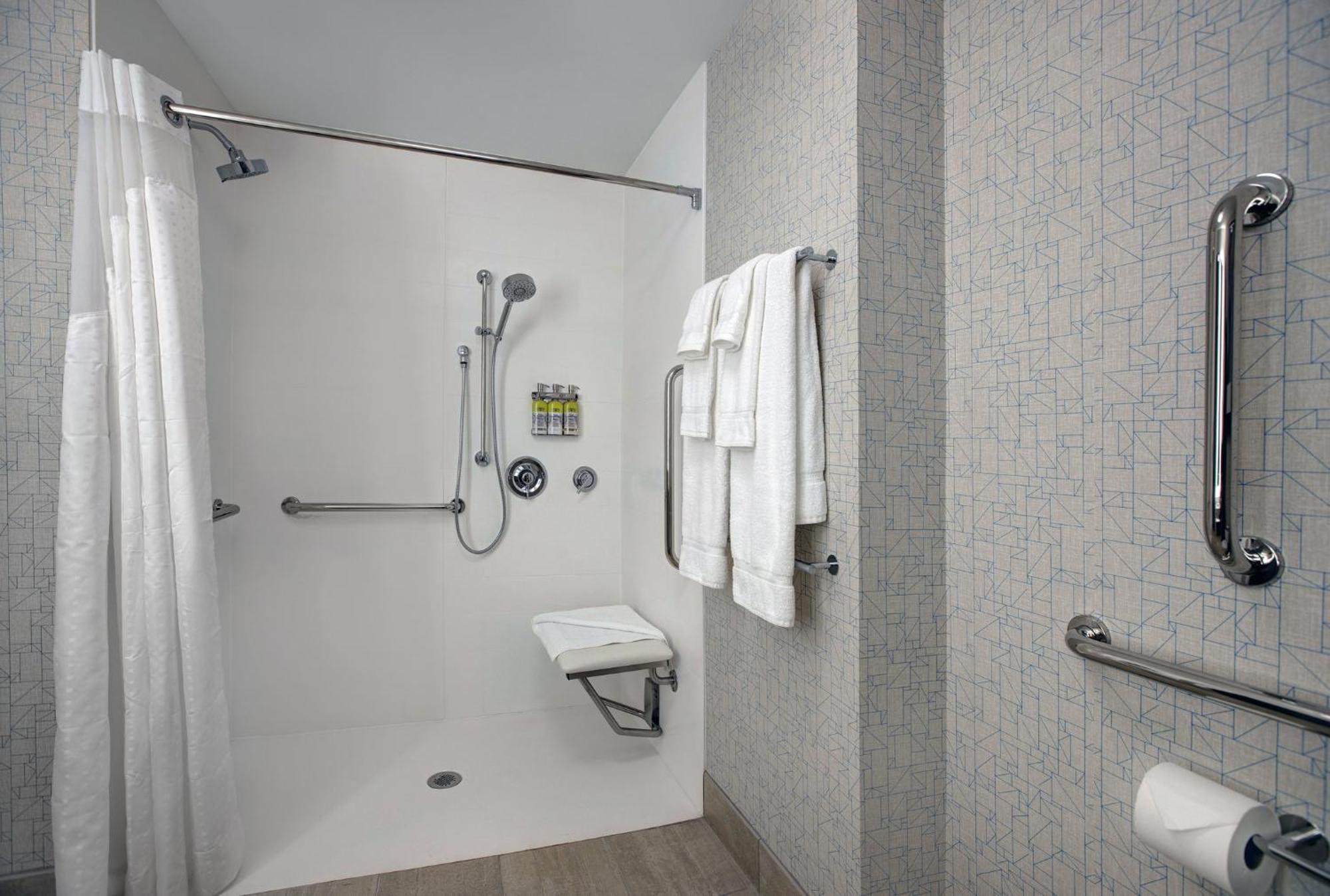 Holiday Inn Express - Milwaukee Downtown By Ihg Dış mekan fotoğraf